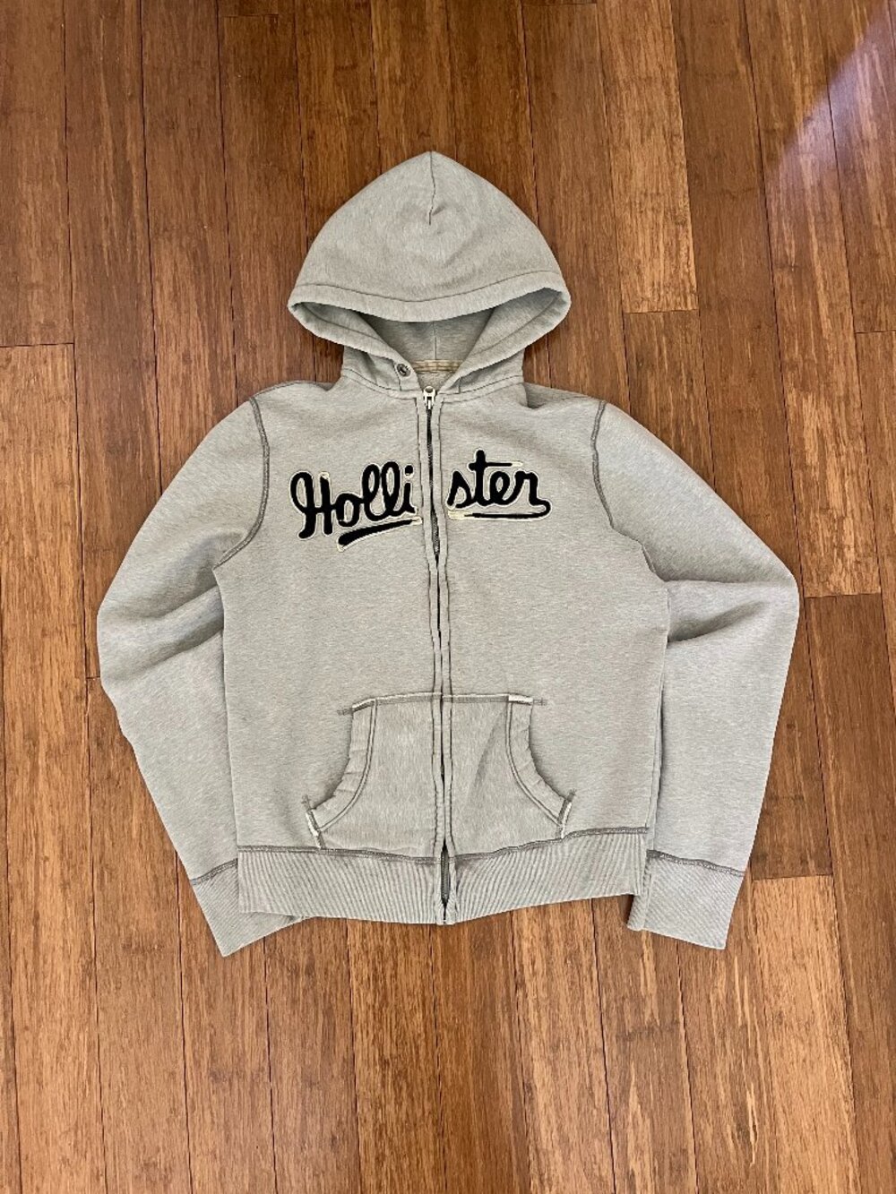 Y2K Hollister Co. Gray Zip Up Hoodie L